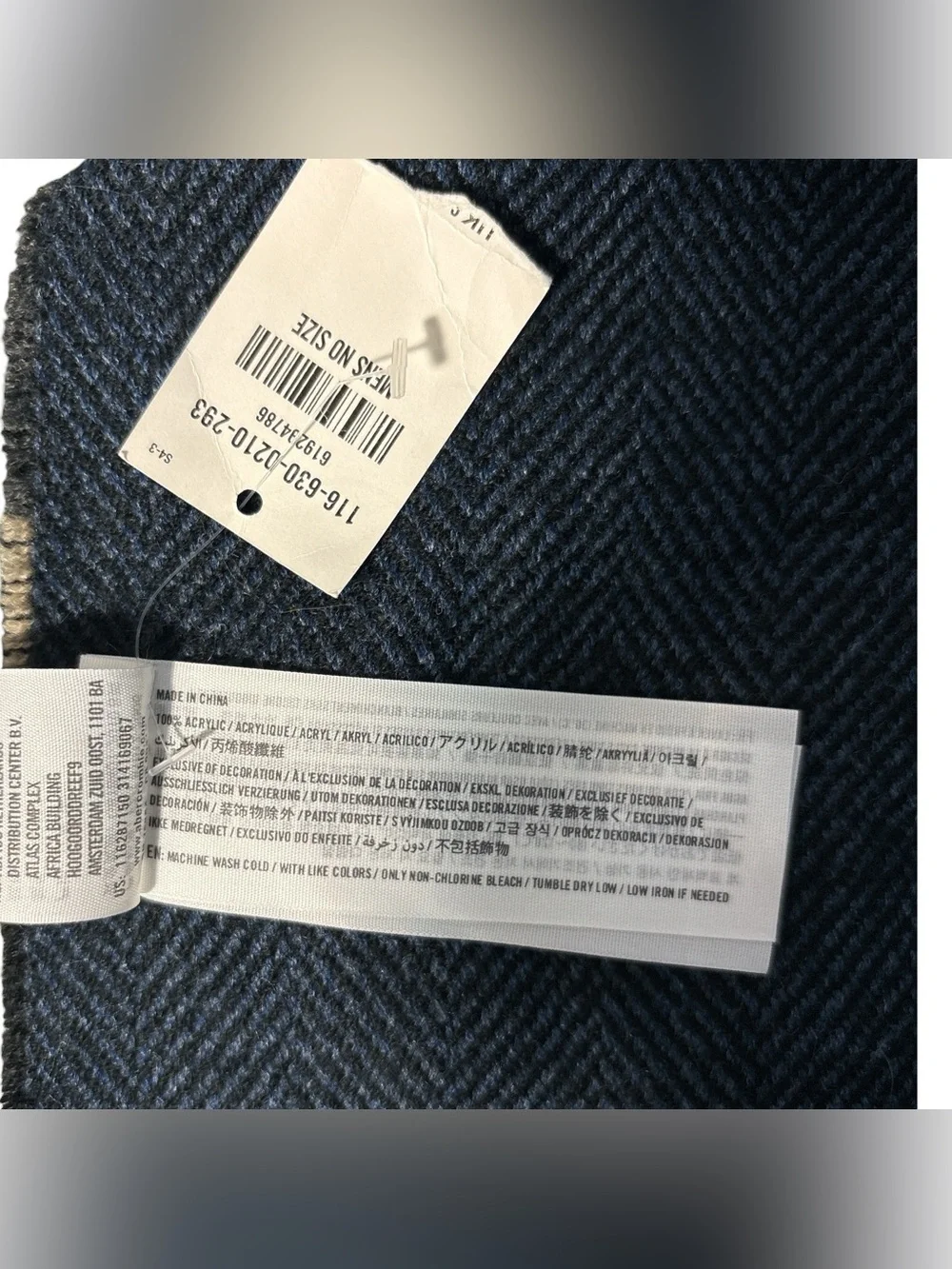 NWT Abercrombie & Fitch A&F Men's Blue Grey Plaid Soft & Comfy Woven Scarf